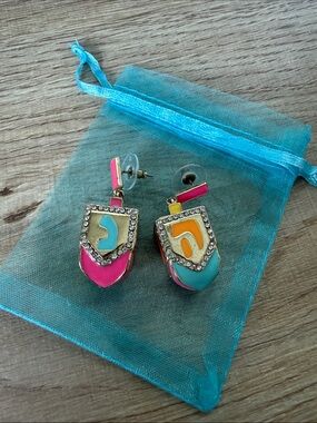 Dreidel earrings